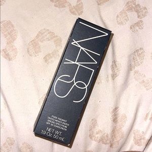 Nars Pure Radiant Tinted Moisturizer